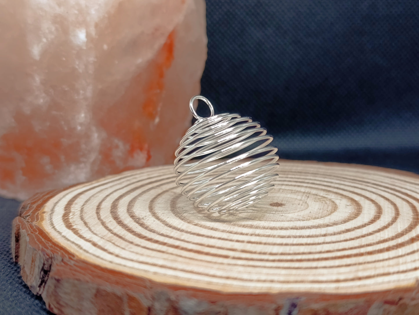 pendentif cage spirale