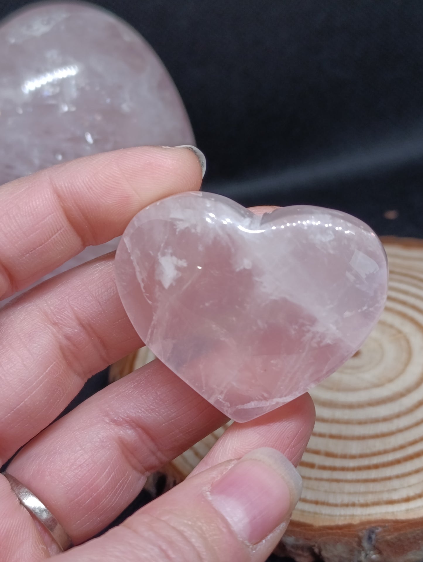 Galet Cœur Quartz rose - Qualité AA