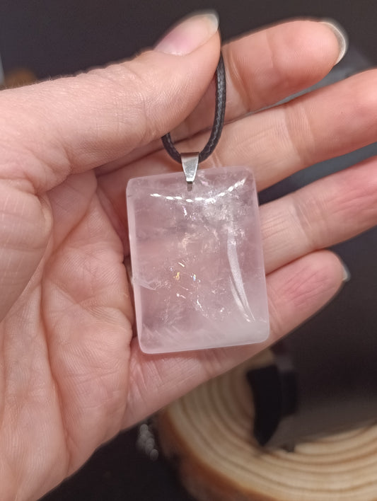 Pendentif rectangulaire Quartz rose
