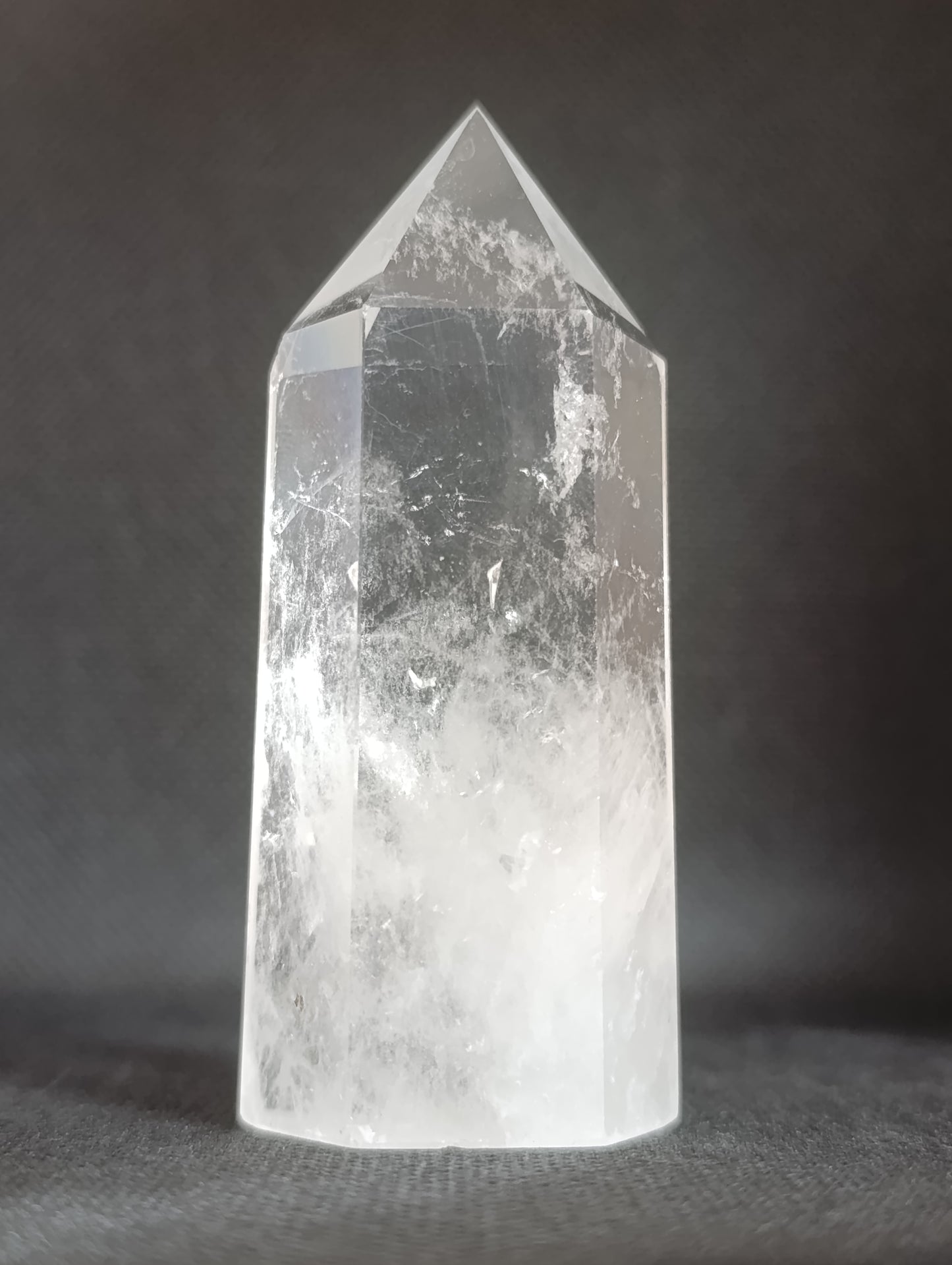 Pointe polie cristal de roche - Qualité AA+