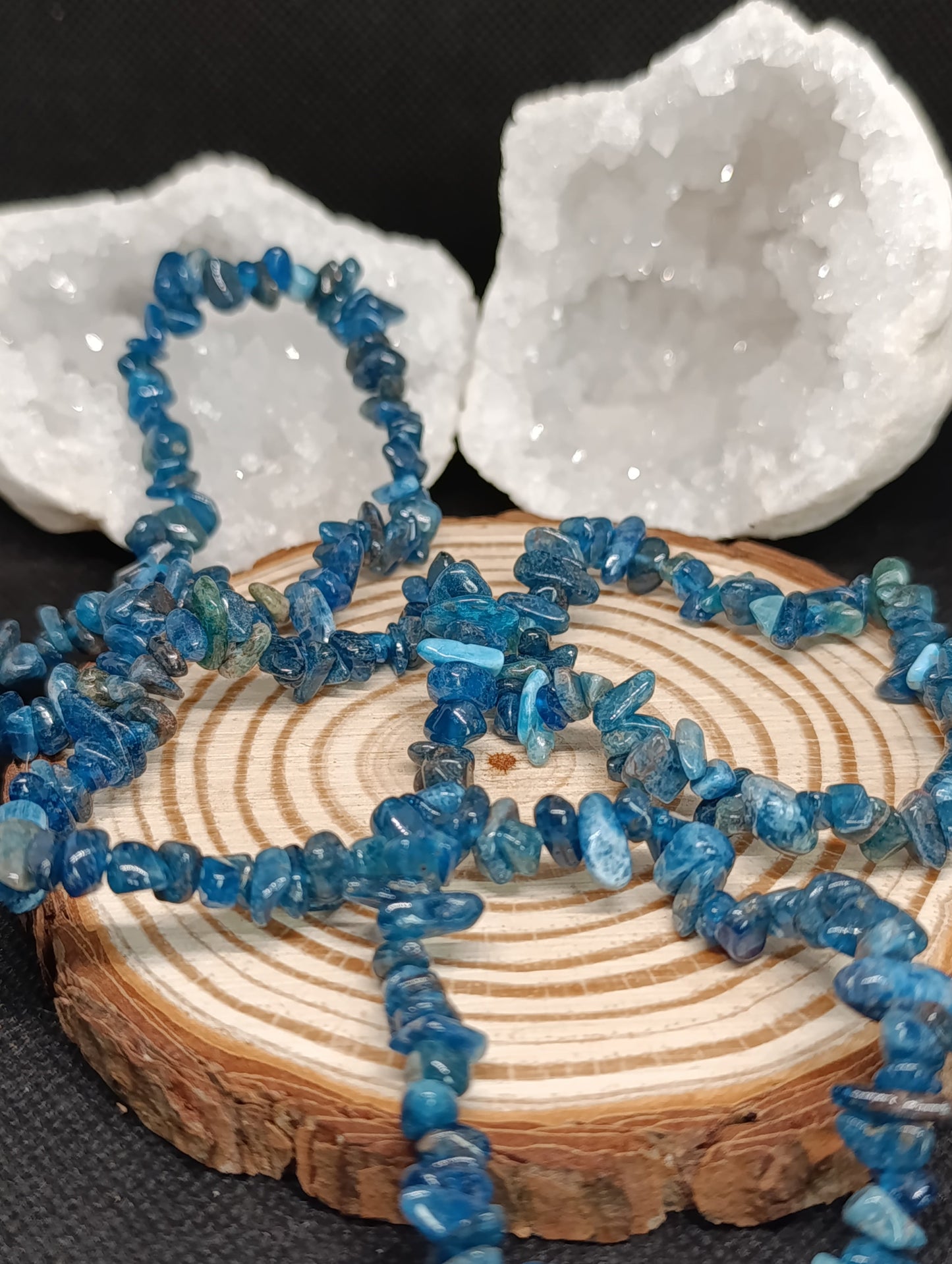 Bracelet baroque Apatite bleue