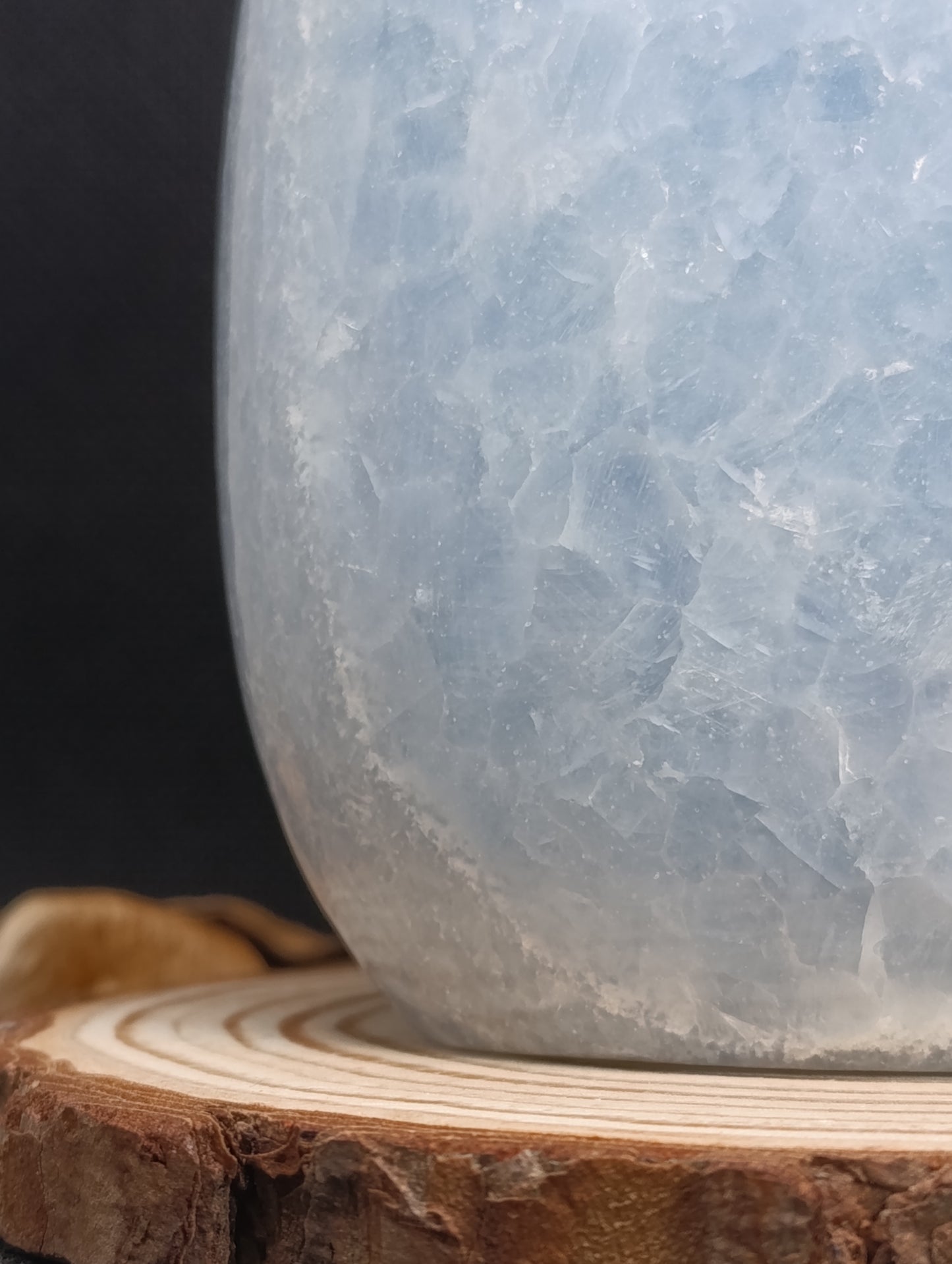 Forme libre Calcite bleue - 814gr