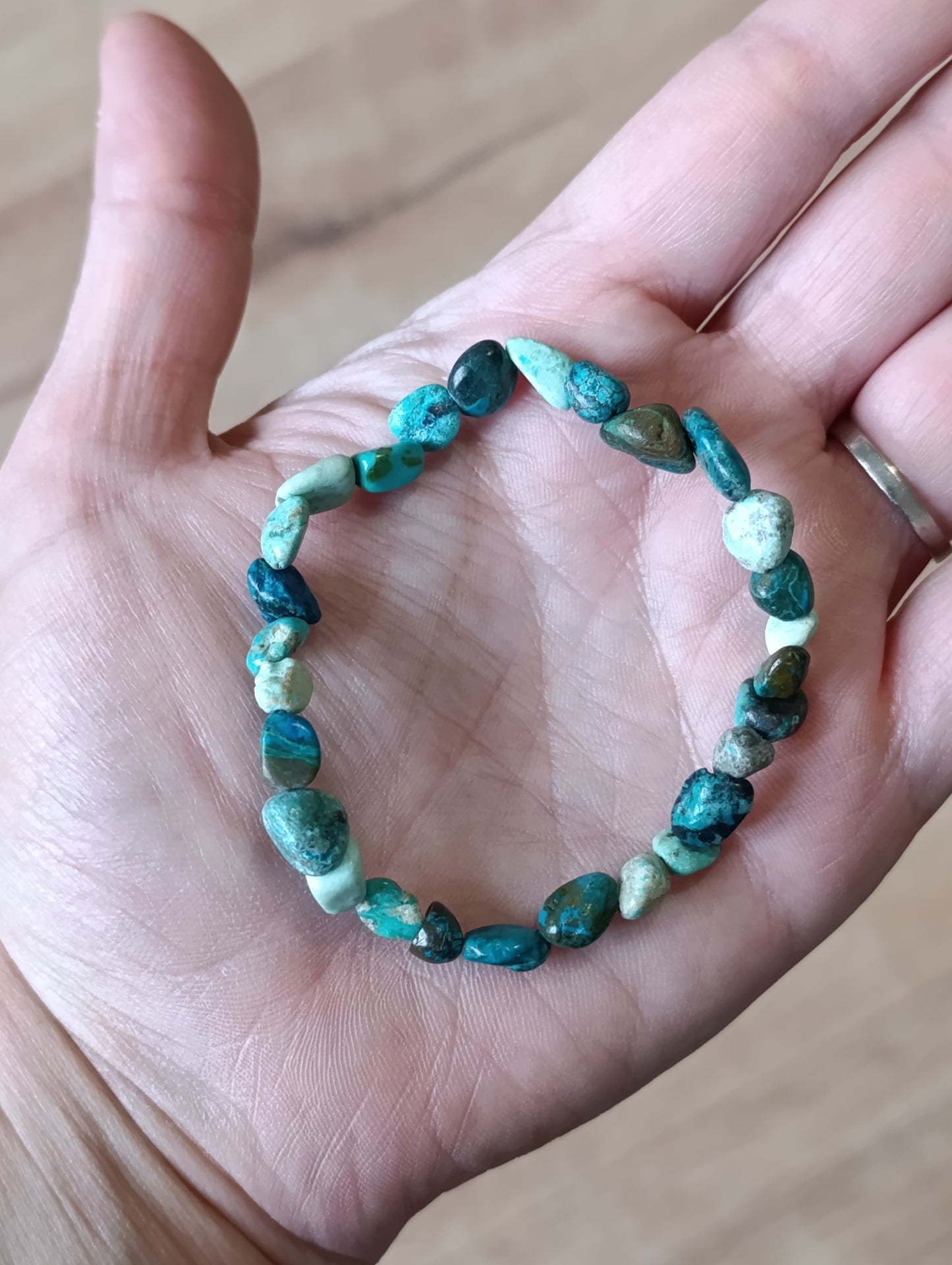 Bracelet pierres roulées Chrysocolle Shattuckite
