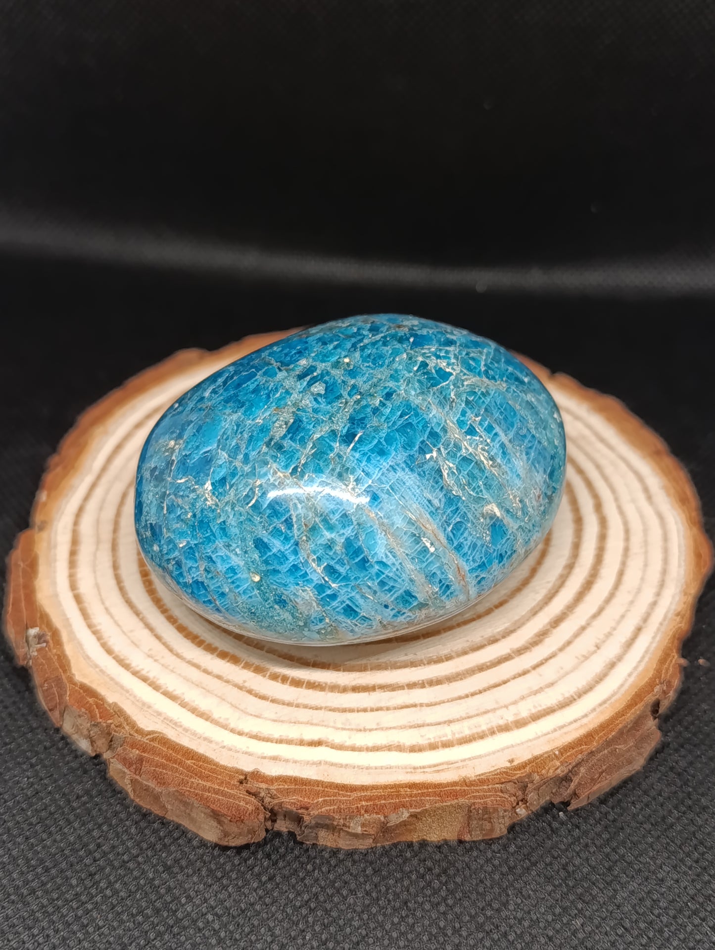 Galet Apatite bleue - 225gr