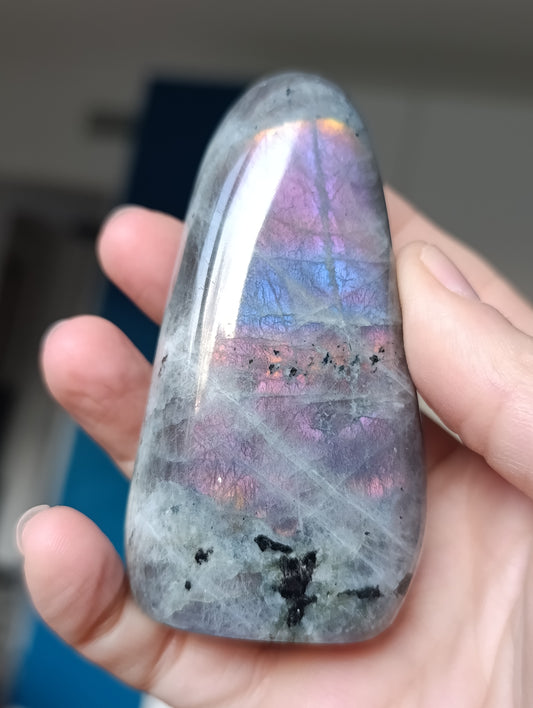Forme libre Labradorite violette - 254gr - Qualité AA