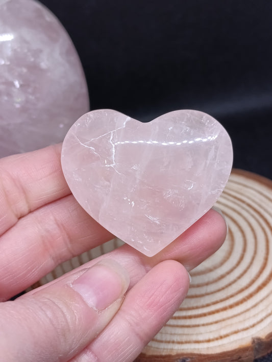 Galet Cœur Quartz rose - Qualité AA