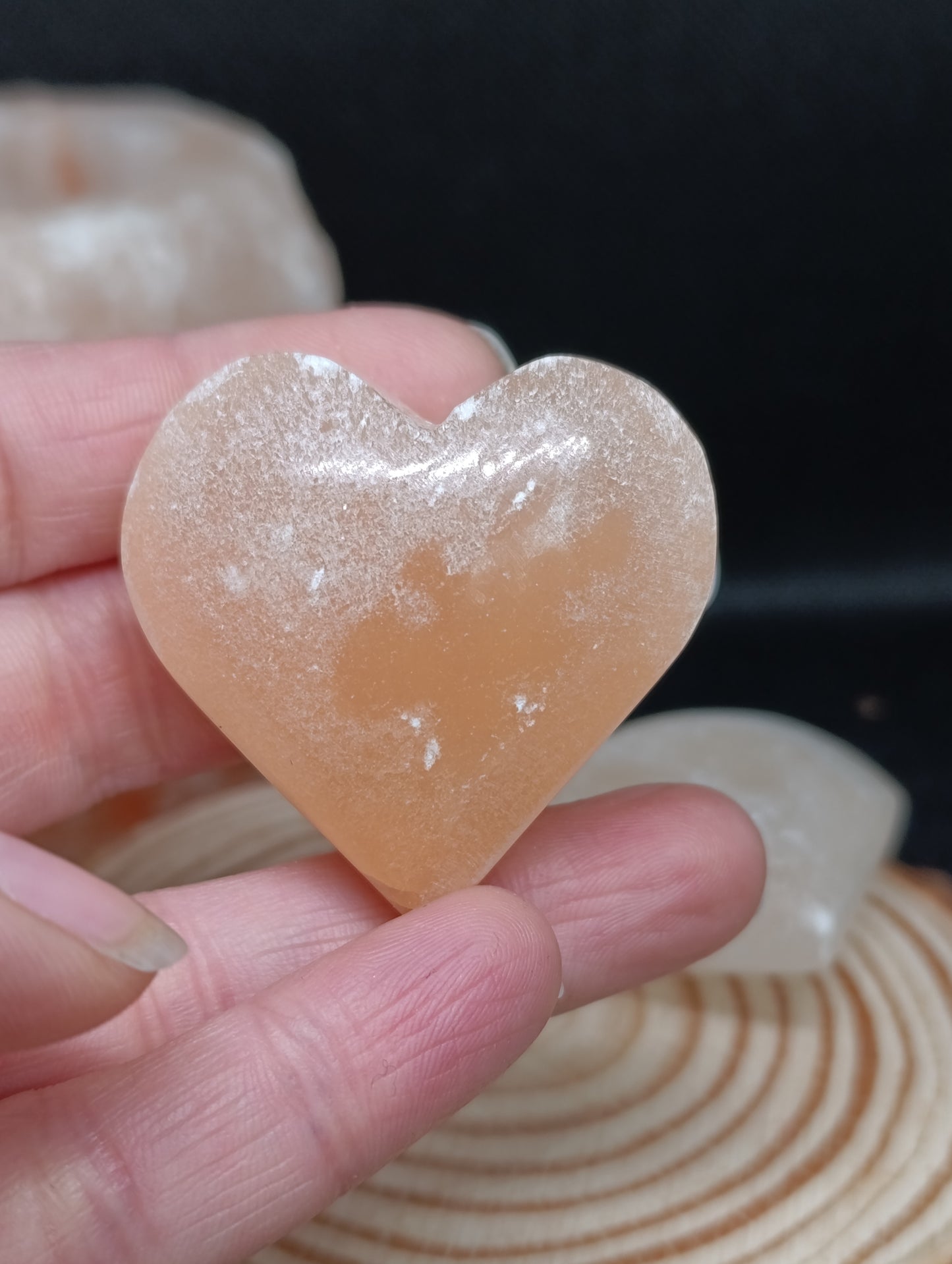 Galet Coeur Sélénite orange