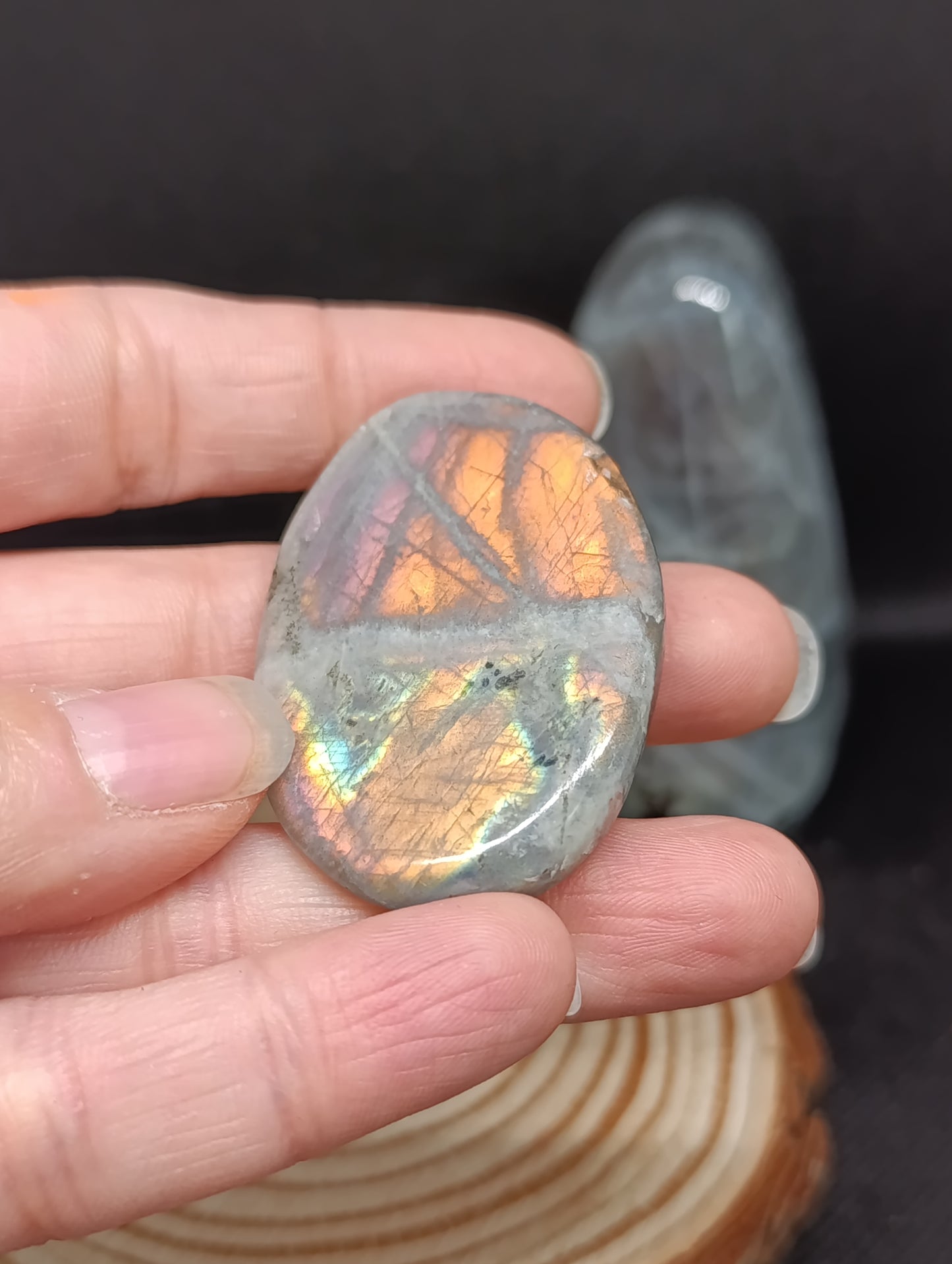 Pierre plate Labradorite violette - Qualité AA