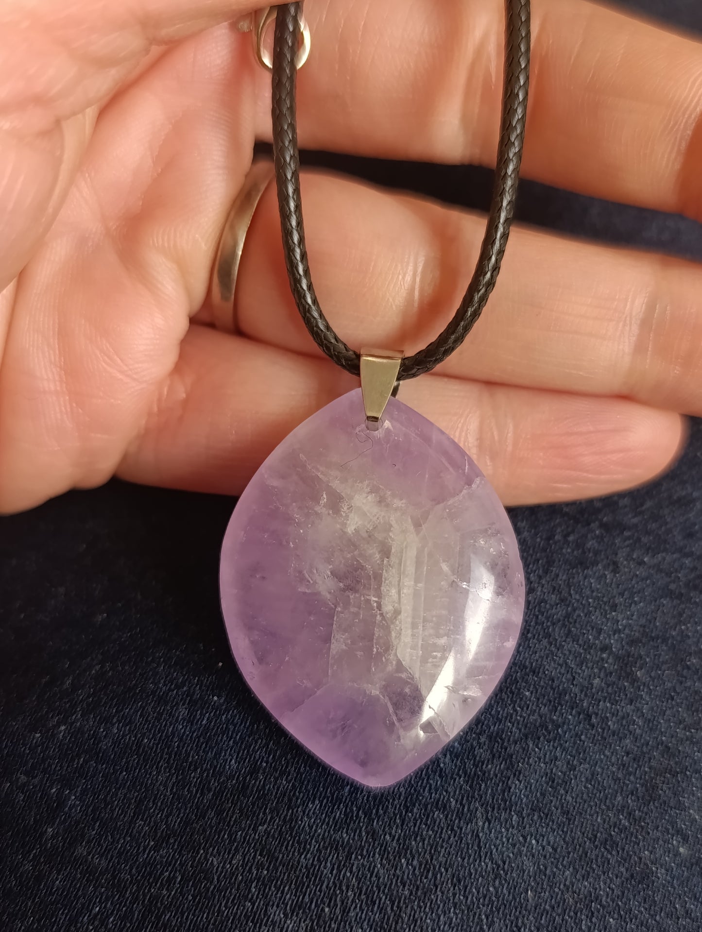 Pendentif ovale galbé Améthyste