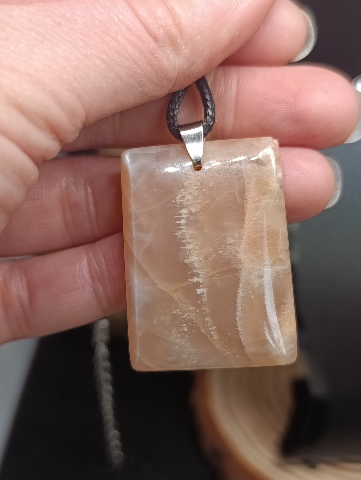 Pendentif rectangulaire Pierre de lune pêche