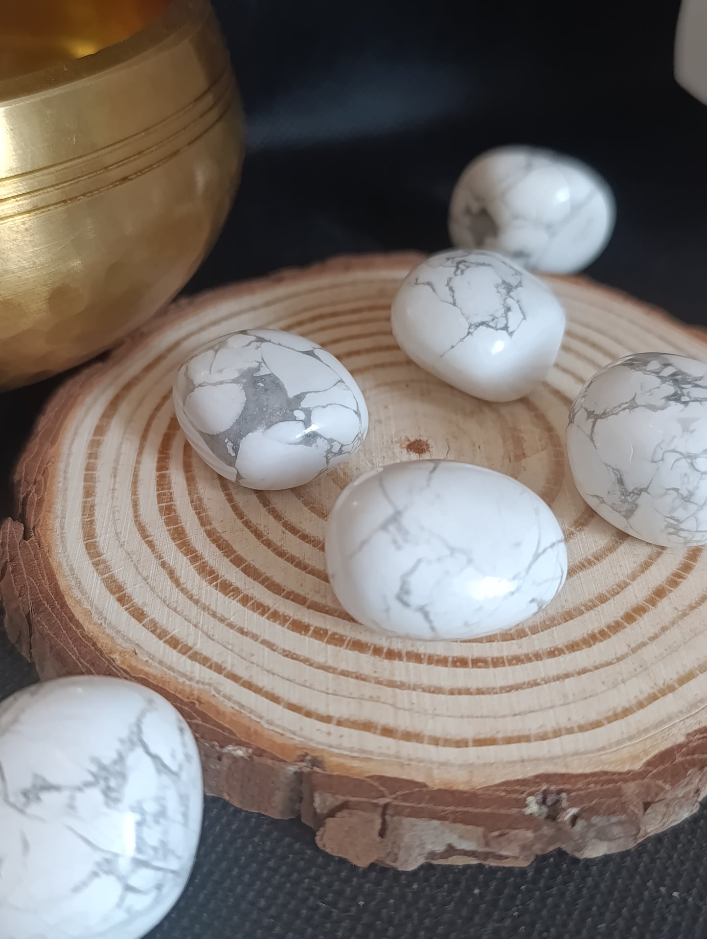 Pierre roulée Howlite blanche