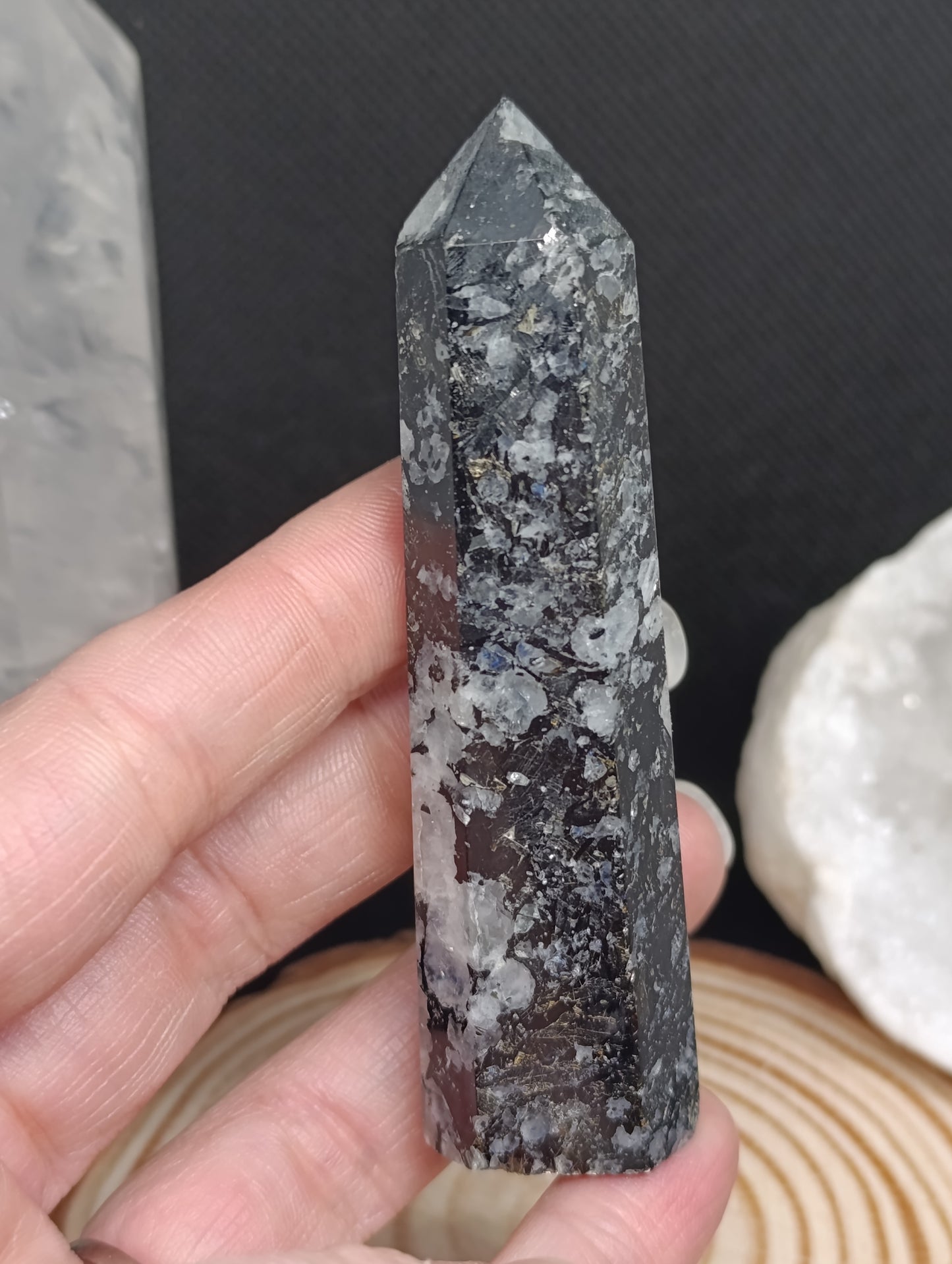 Pointe Péristérite (Labradorite blanche)