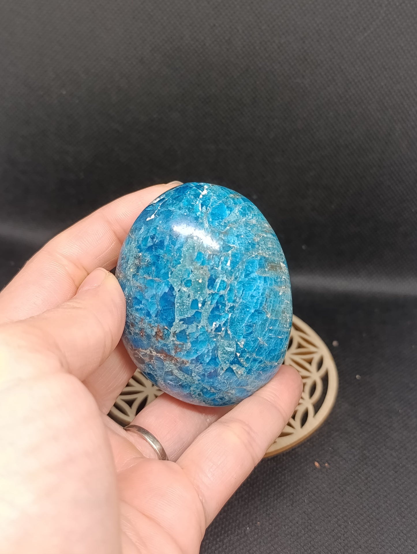 Galet Apatite bleue - 225gr