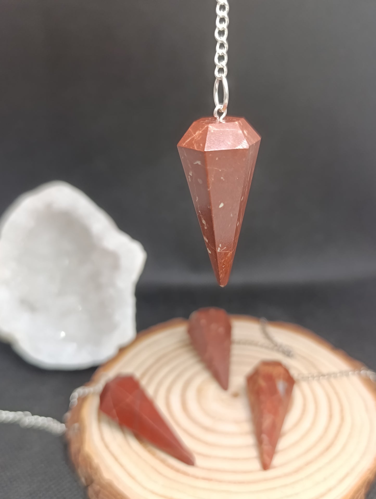 Pendule Jaspe rouge