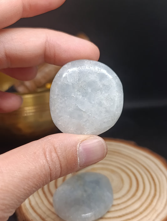 Pierre plate Calcite bleue
