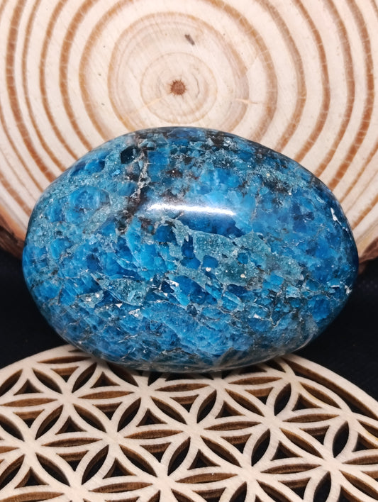 Galet Apatite bleue - 225gr
