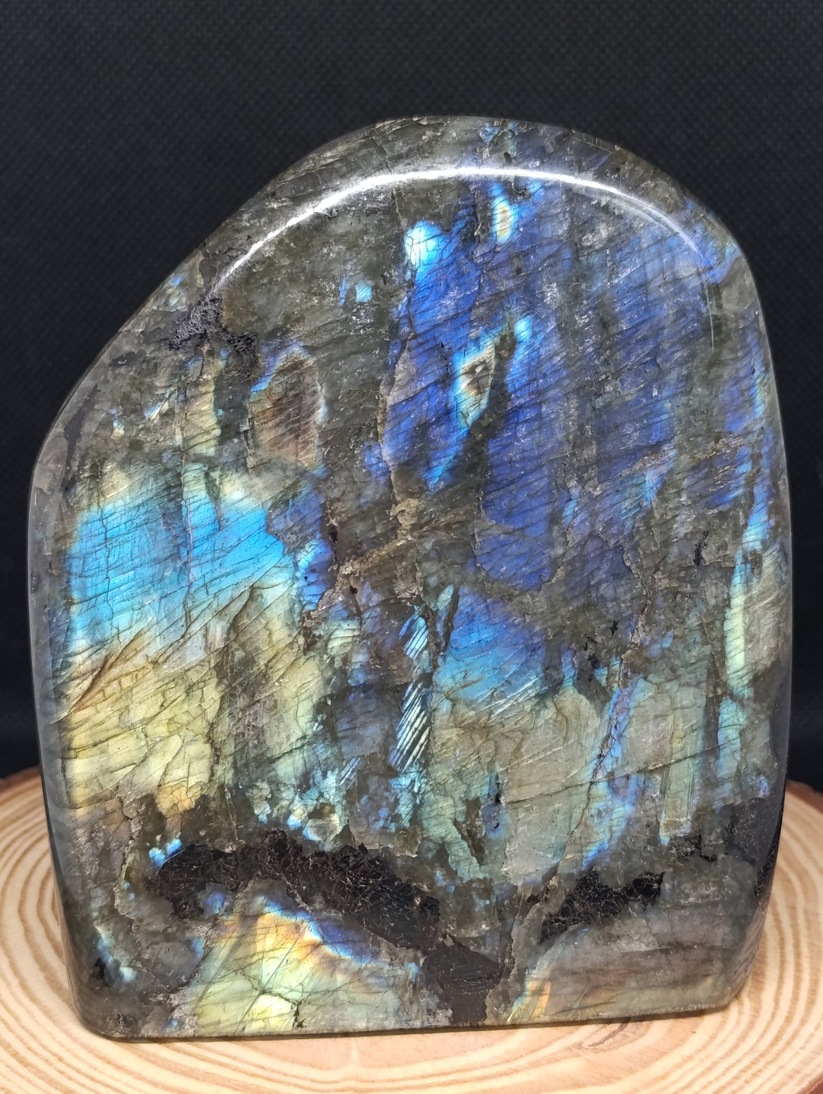 Forme libre Labradorite #2 - 1280gr